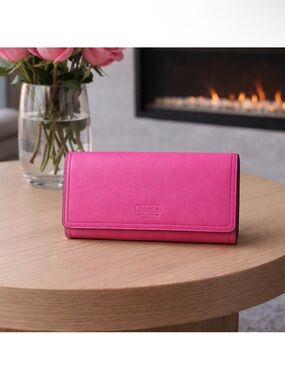Coach Wallet & Checkbook Cover • Rare • Fuchsia